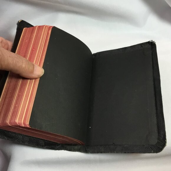 Holy Bible Self-Pronouncing-King James Version-The World Publishing Company - Picture 15 of 15